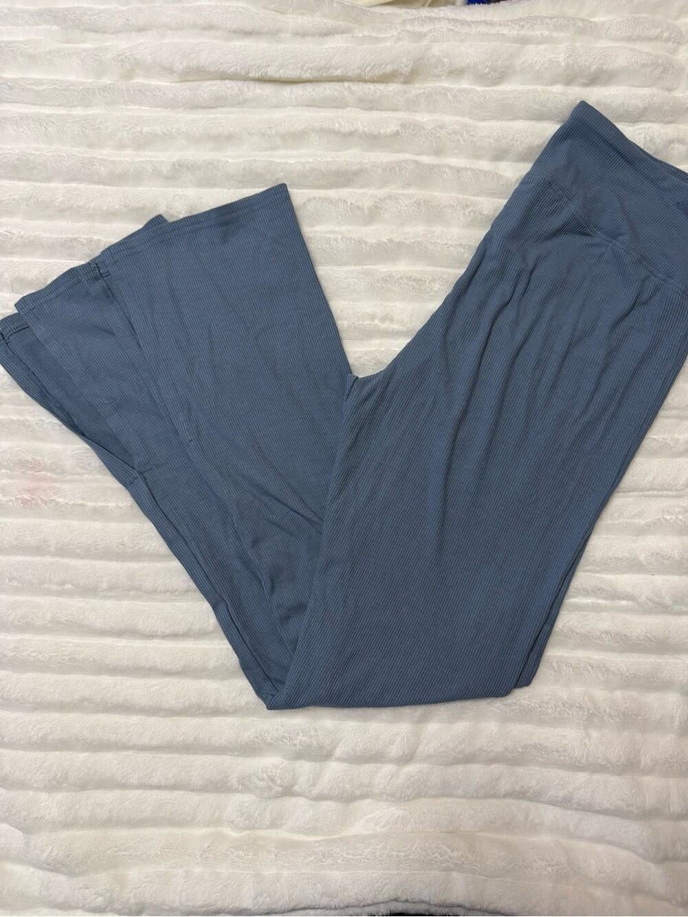 376-Serra Ribbed Wide-Leg Pants in Dusty Blue